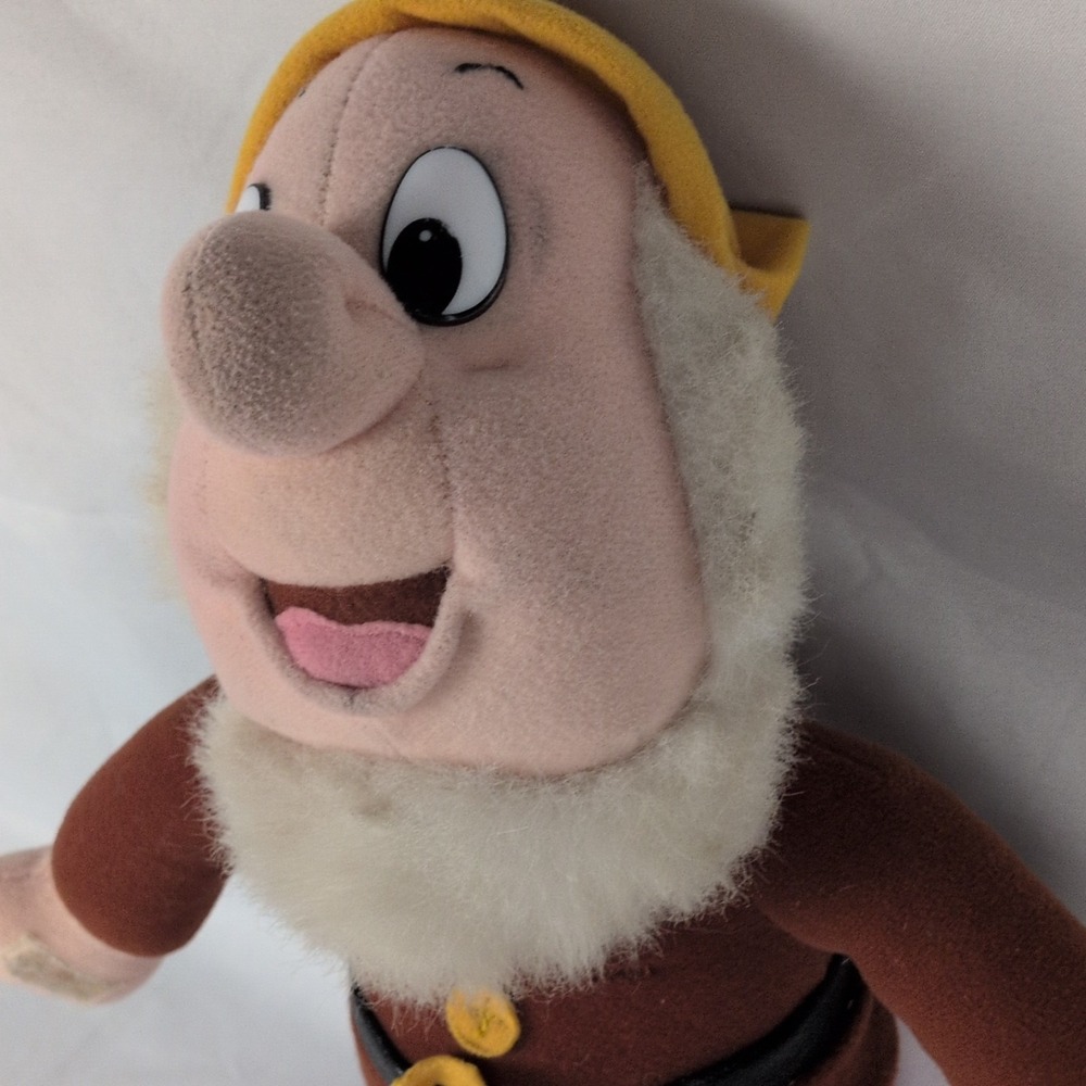 Snow White And The Seven Dwarves Happy 11" Disney Plush Vintage 1993 - Picture 3 of 7